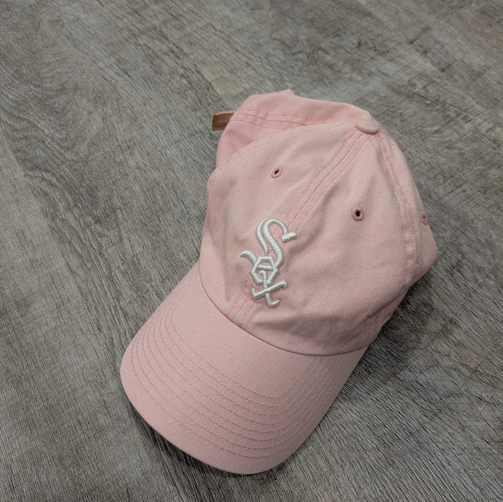 Vintage MLB Chicago White Sox Twins Enterprises Pink Adjustable Cap